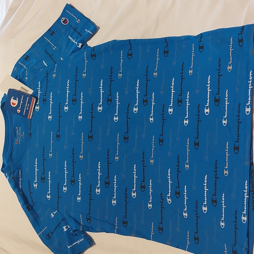 BOYS CHAMPION TEE SIZE XL COLOR BLUE